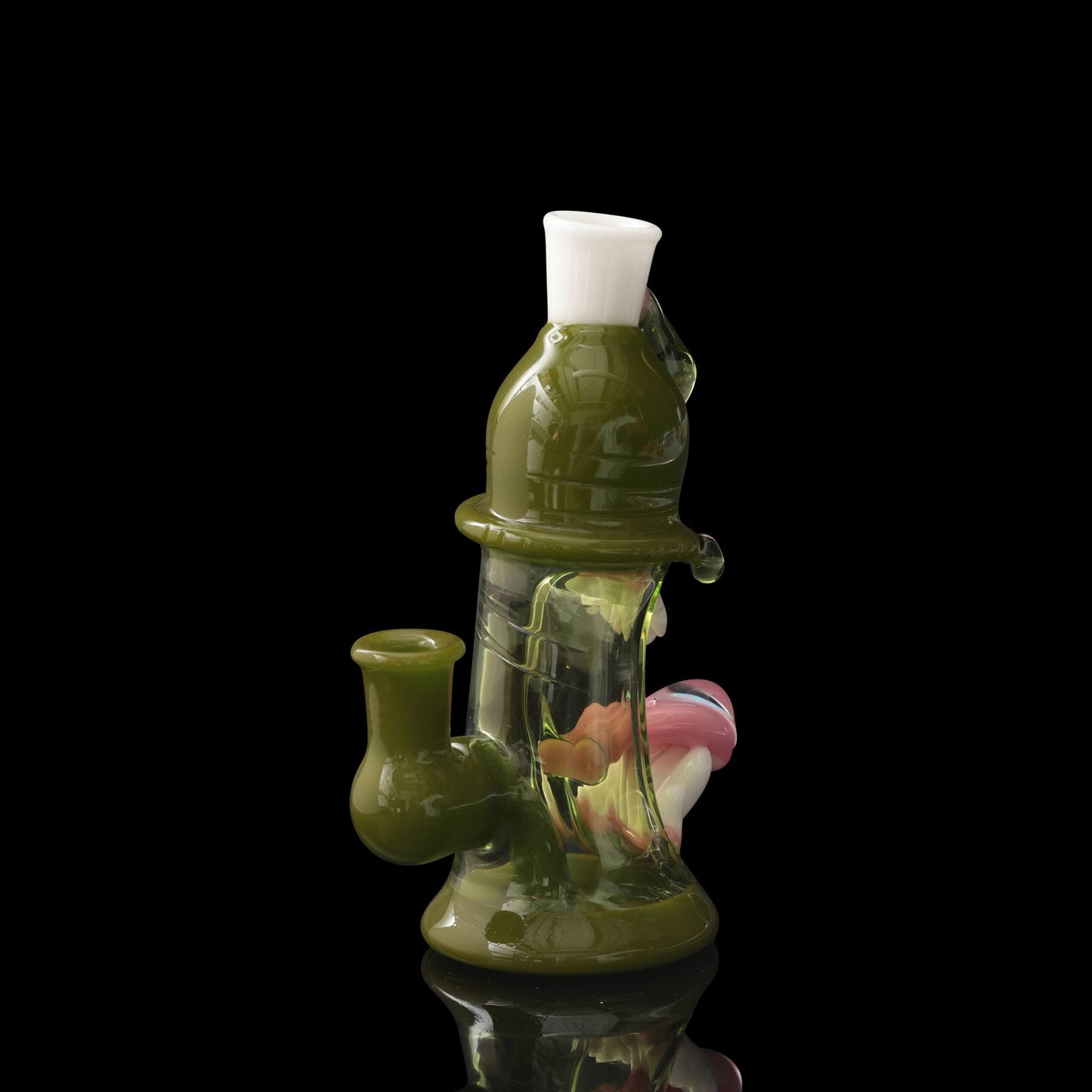 sophisticated design of the Green Down & Dirty Mini Rig by GlassHole (2023)