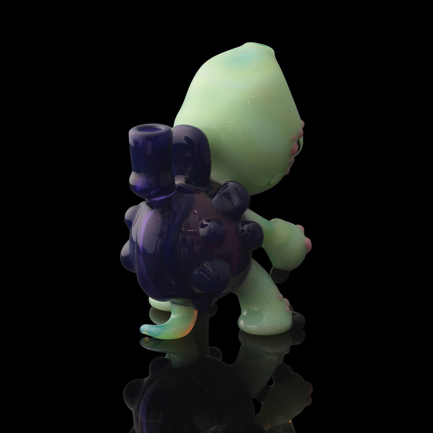heady design of the Standing Turtle Rig by Brandon Martin (2023)