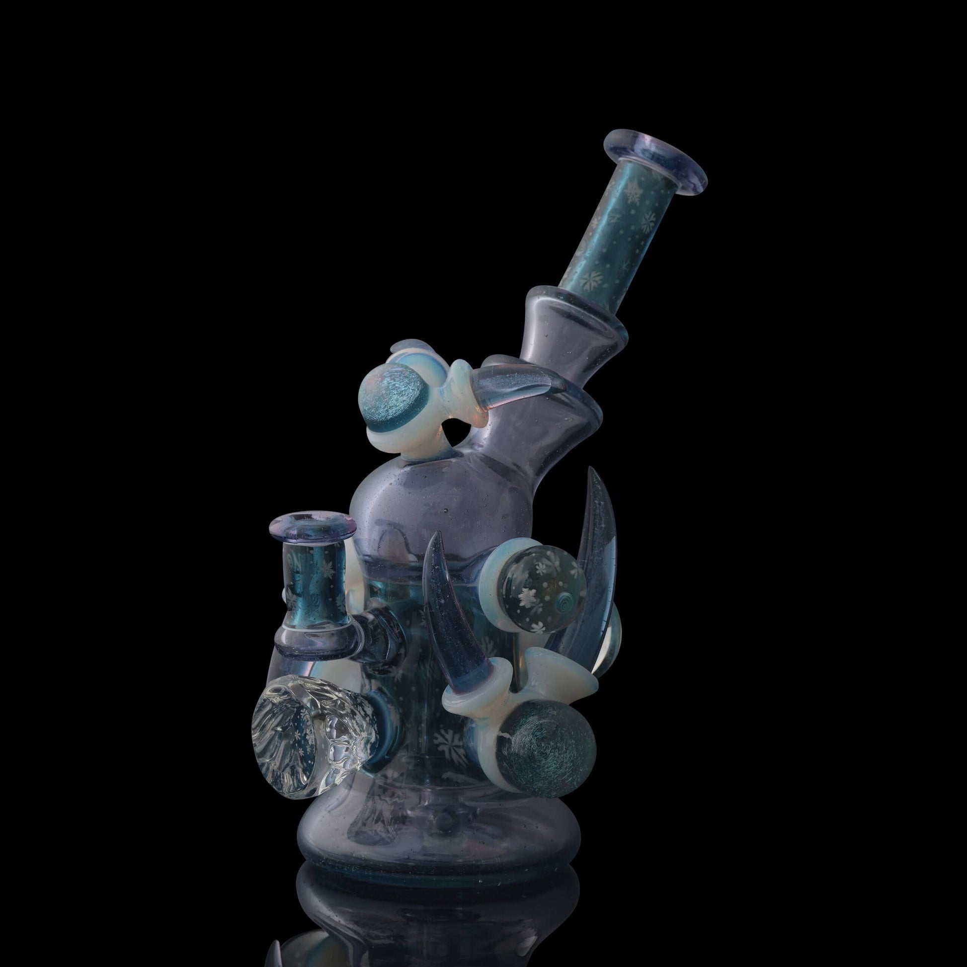 heady design of the Blizzard Warlock Rig by Chaka x Alex Ubatuba