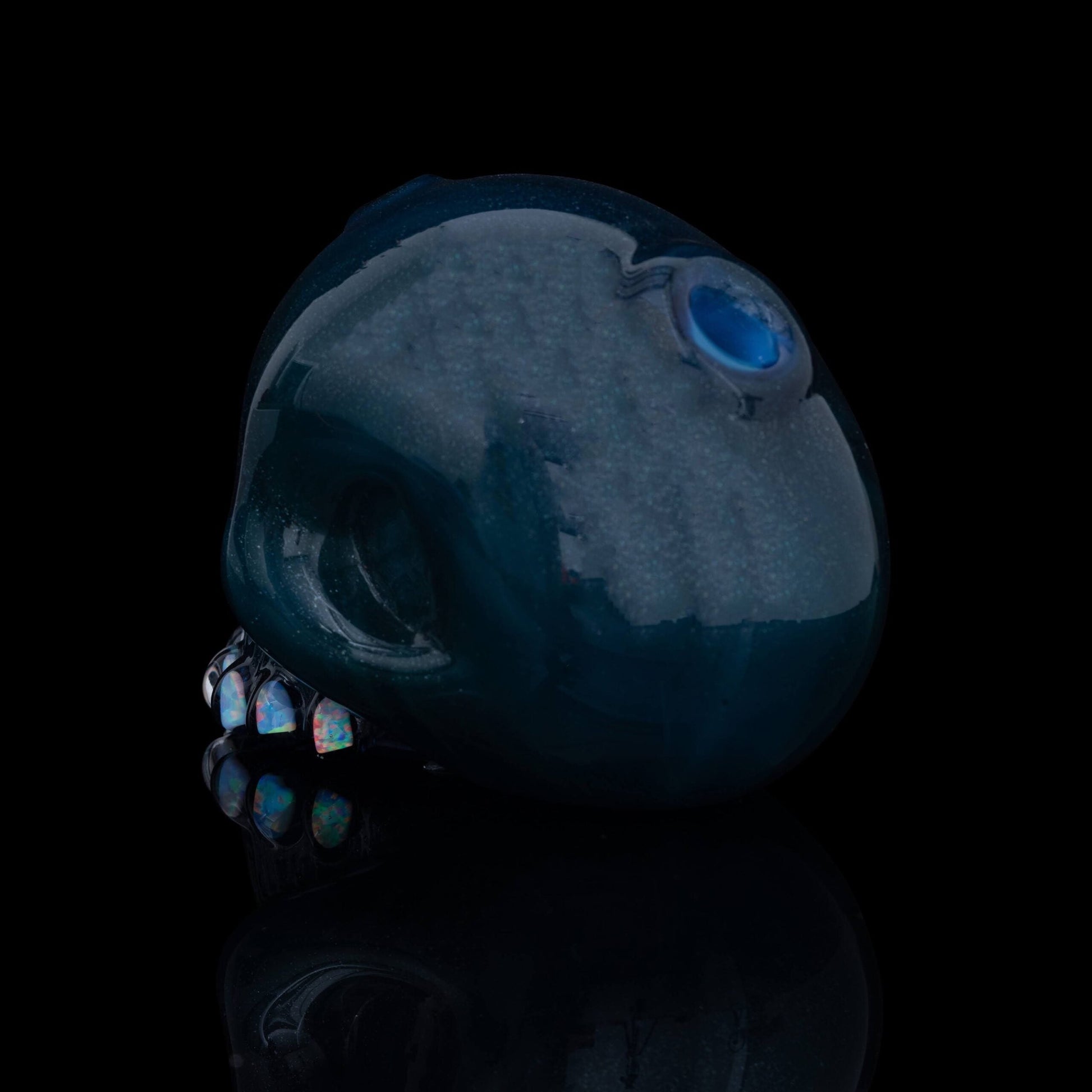 luxurious art piece - Aqua Dust Skull by Carsten Carlile (2023)